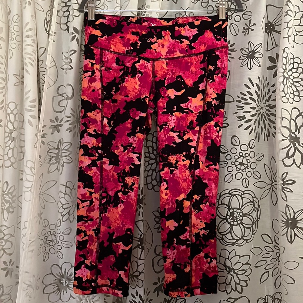 Old Navy Active capri leggings, M